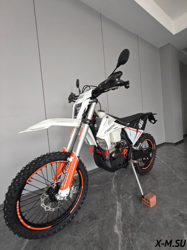 Мотоцикл Regulmoto Crosstrec NB350 Мотоцикл Regulmoto Crosstrec NB350